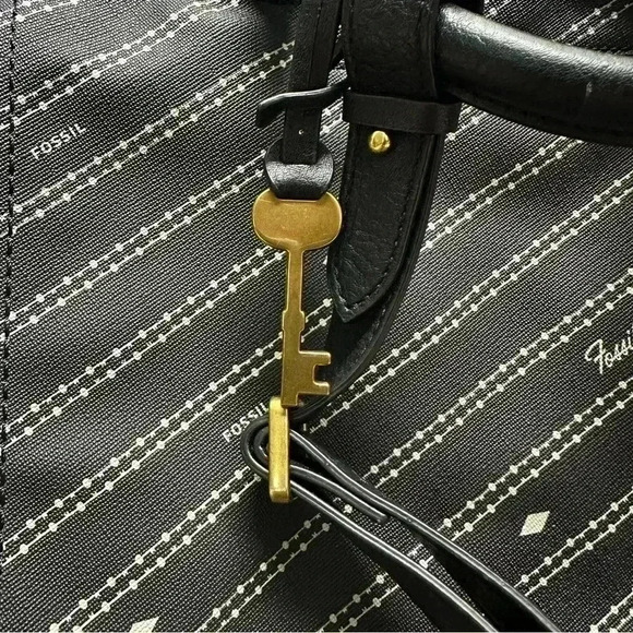 Fossil Parker Convertible Backpack.‎ Black. Faux leather. main image 5